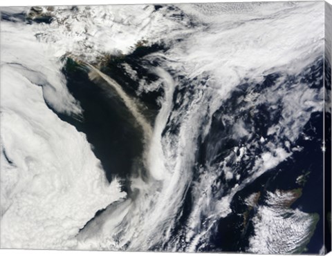 Framed Iceland&#39;s Eyjafjallajokull Volcano Emits a Dense Plume of Ash and Steam over the Atlantic Ocean Print