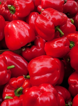 Framed Red bell peppers for sale at weekly market, Arles, Bouches-Du-Rhone, Provence-Alpes-Cote d&#39;Azur, France Print