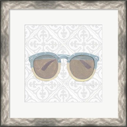 Framed Must Have Fashion I Gray White Print