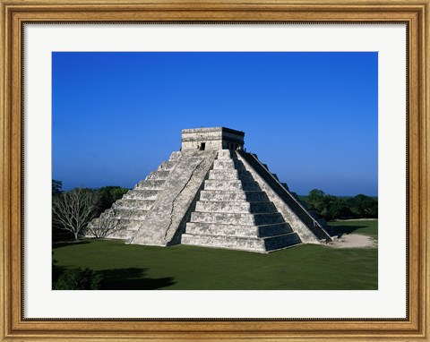 Framed High angle view of a pyramid, El Castillo Print