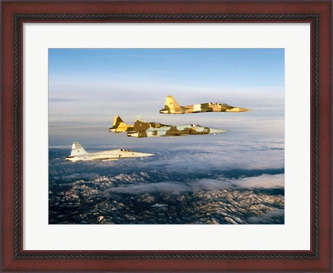 Framed Four F-5 Tiger II&#39;s fly above Southern California Print