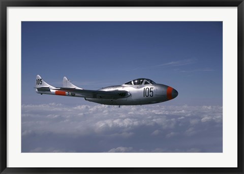 Framed de Havilland DH 115 Vampire trainer in the air over Sweden Print