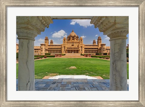 Framed Umaid Bhawan Palace hotel, Jodjpur, India. Print