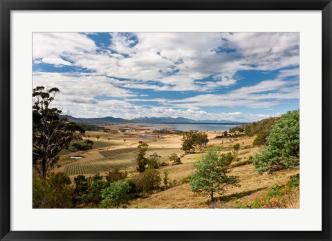 Framed Great Oyster Bay, Freycinet, Tasmania, Australia Print