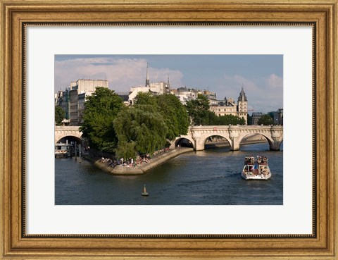 Framed Ile de la Cite, Paris, France Print