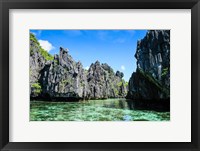 Framed Crystal Clear Water In The Bacuit Archipelago, Philippines