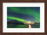 Framed Auroral Curtains Along the Norwegian Coast