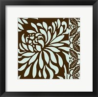 Medium Striking Chrysanthemums I Framed Print