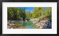 Framed McDonald Creek along Going-to-the-Sun Road at US Glacier National Park, Montana, USA