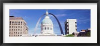 Framed Government building surrounded by Gateway Arch, Old Courthouse, St. Louis, Missouri, USA